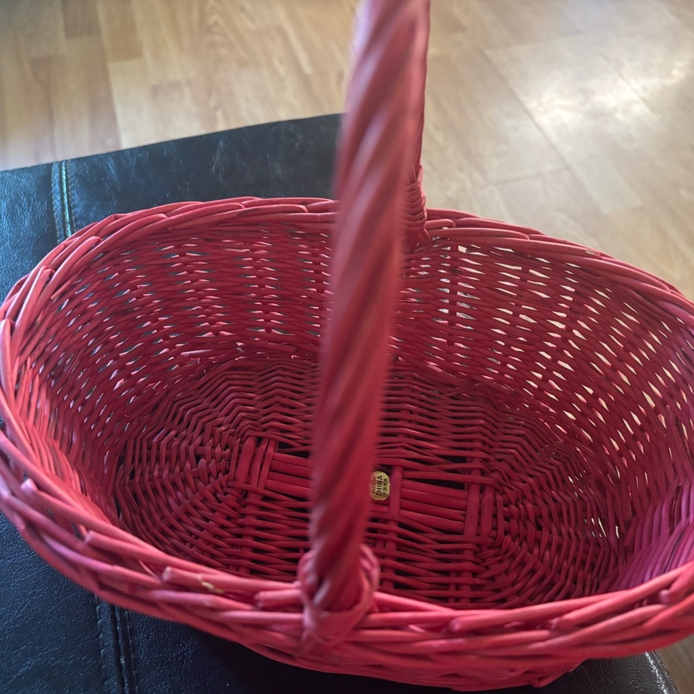RED WOVEN BASKET